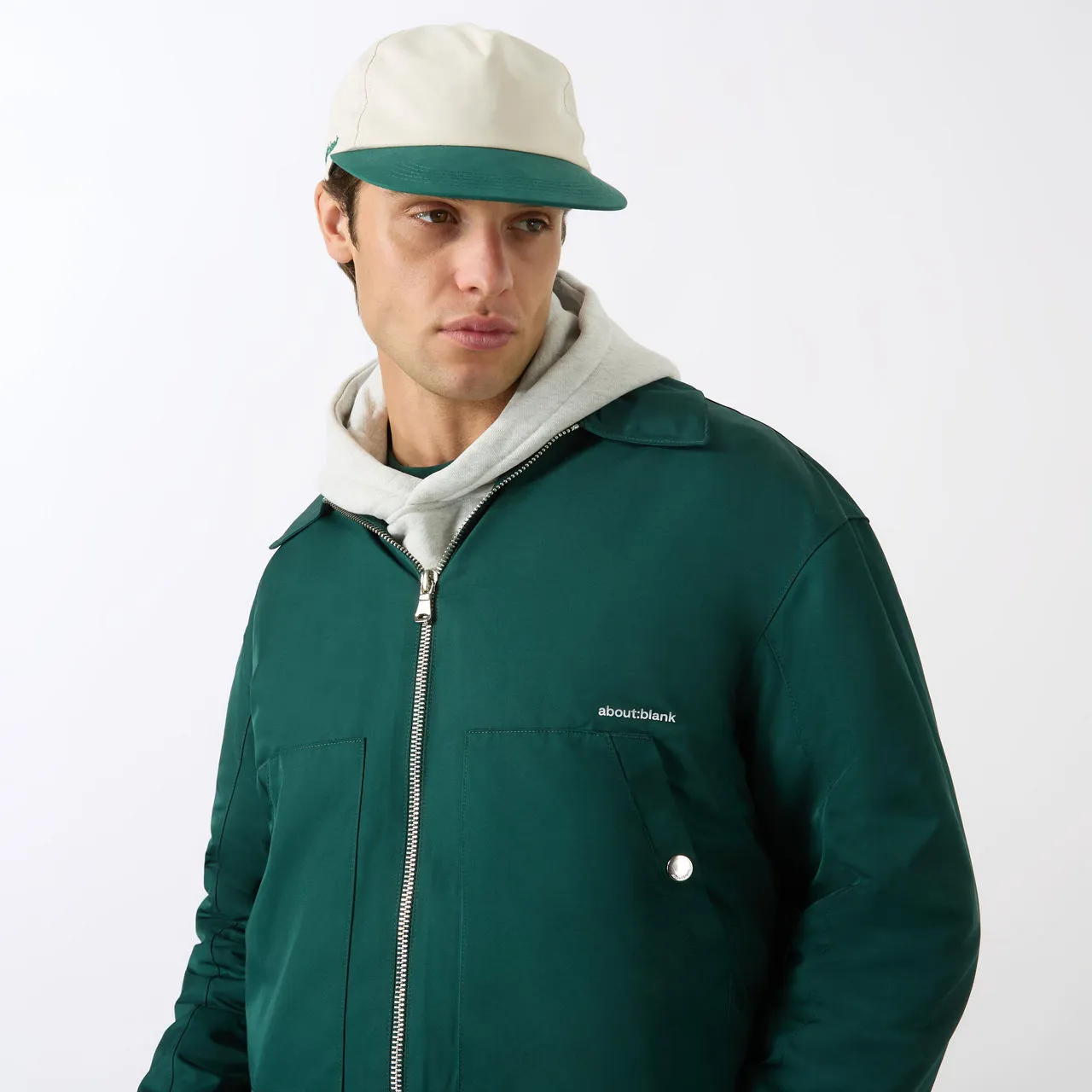 ABOUT:BLANK Logo Cropped Jacket - Green