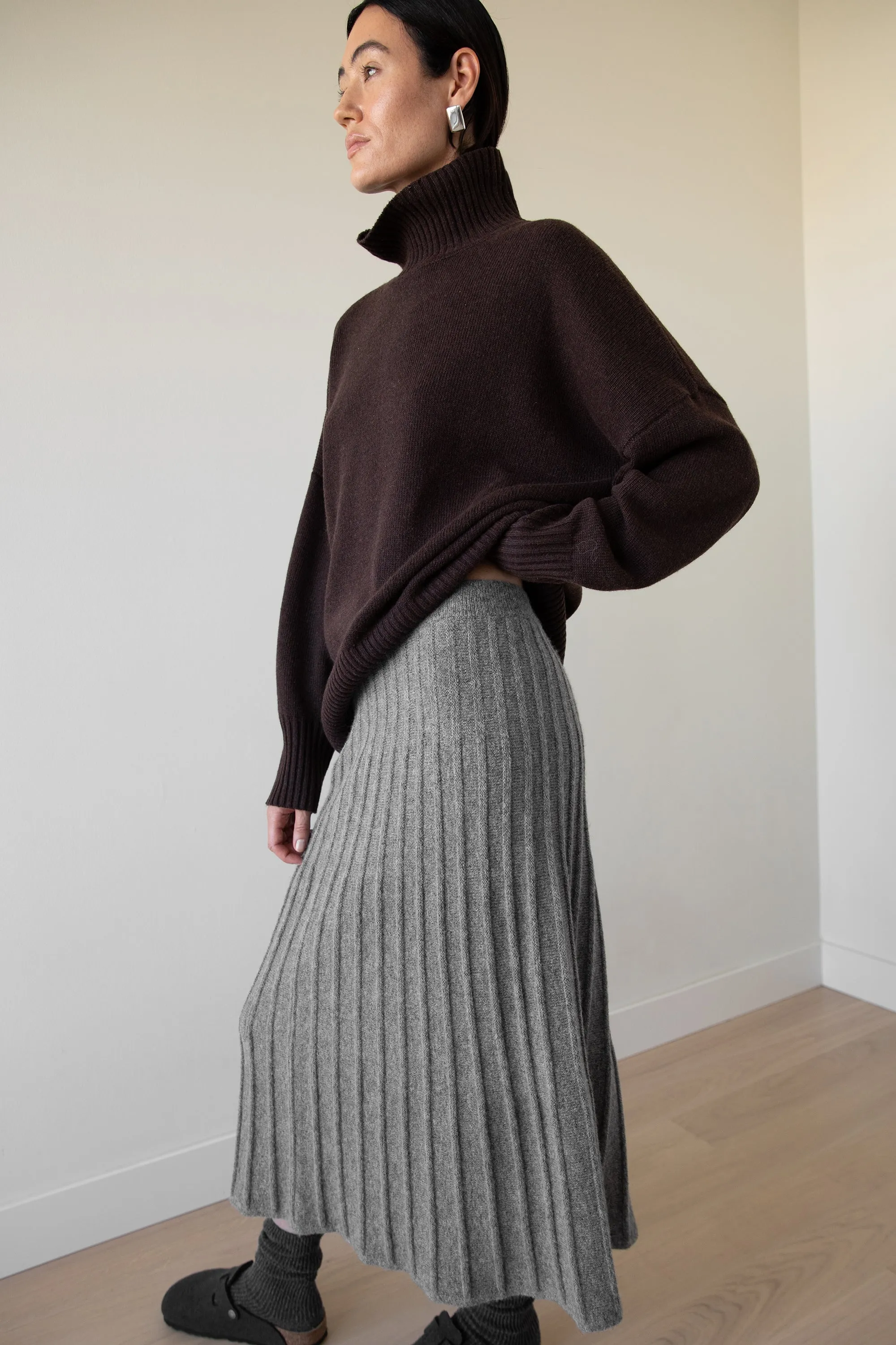 MIDI KNIT SWEATER SKIRT