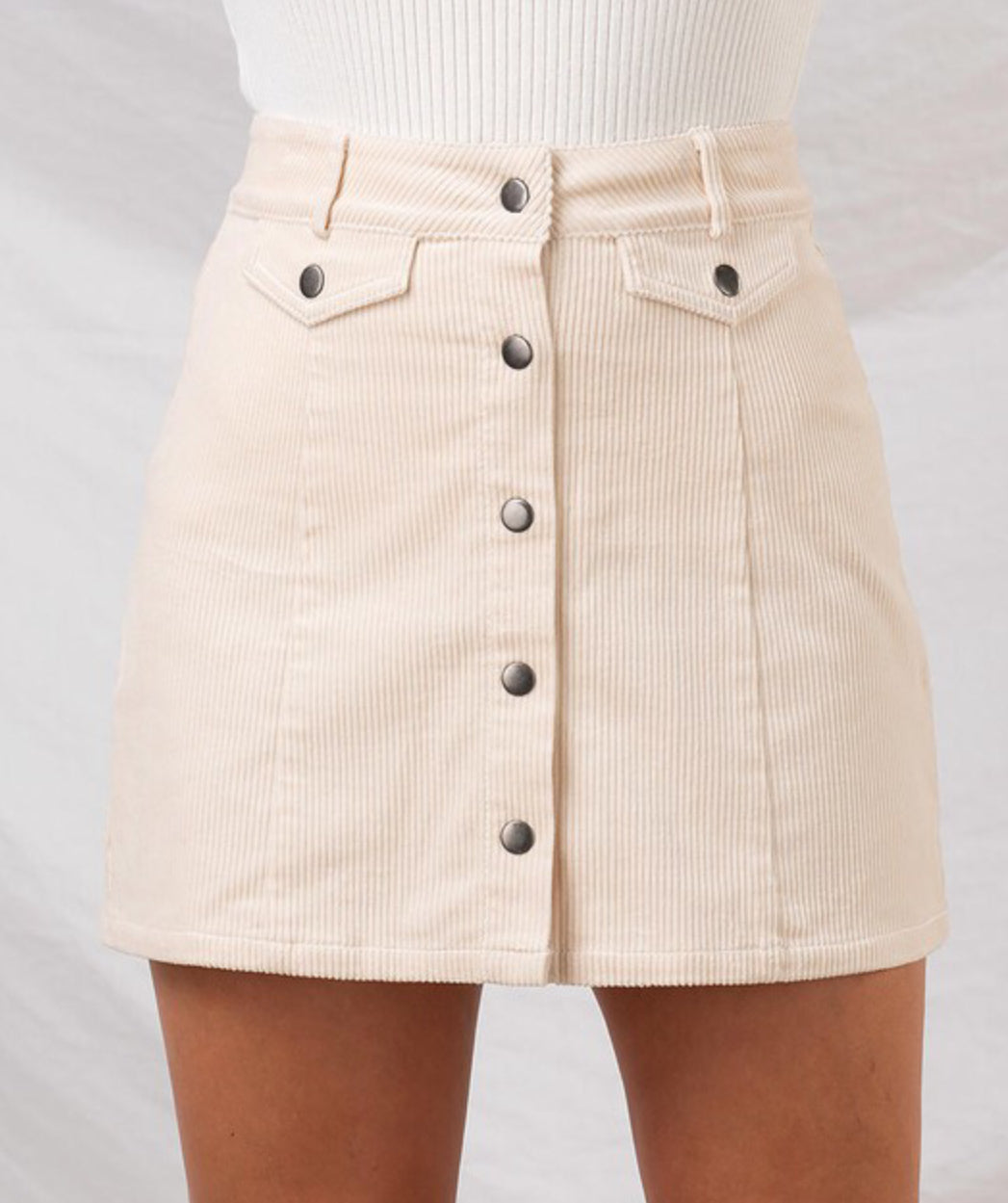 Missy corduroyed ivory skirt