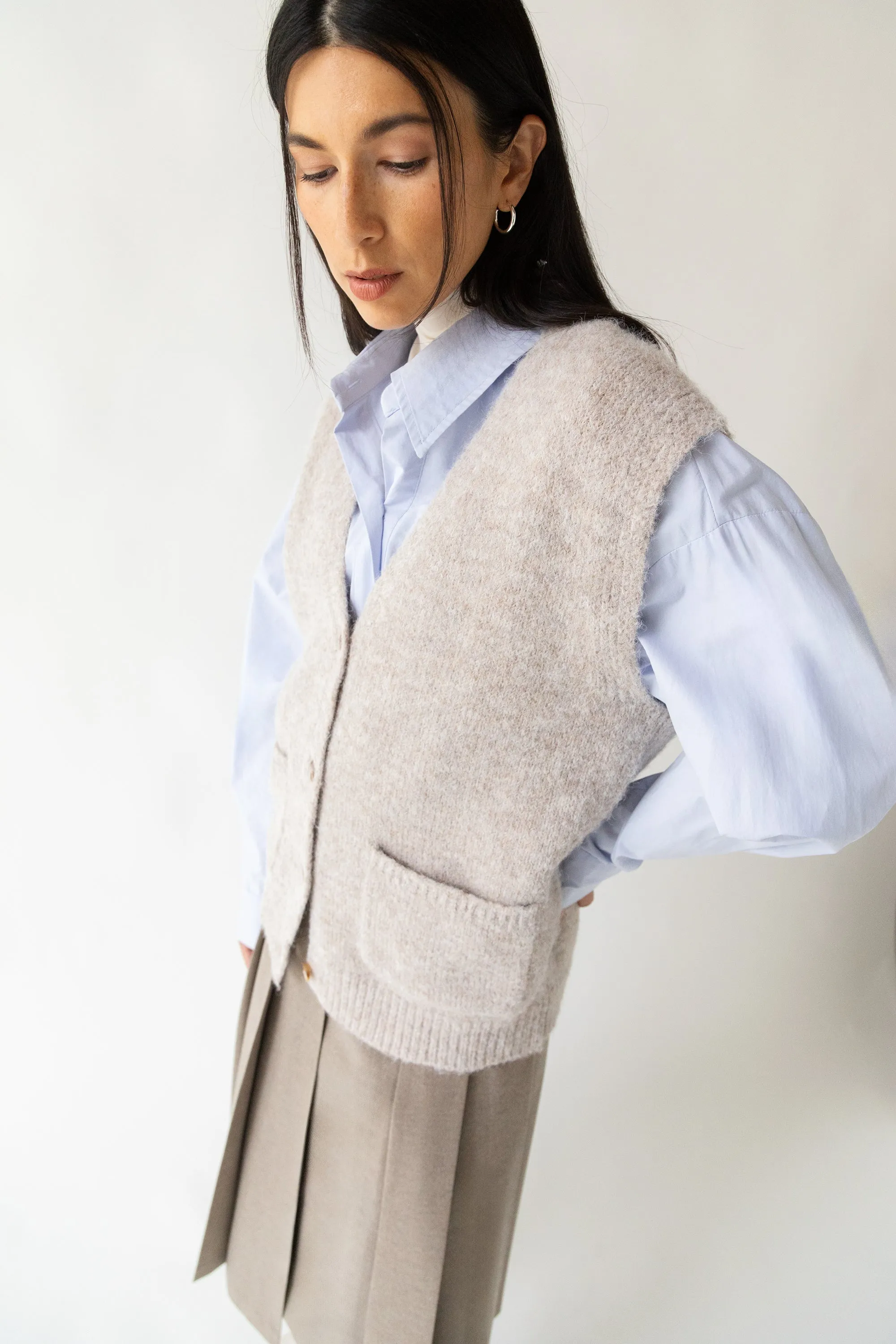 OVERSIZED BUTTON FRONT SWEATER VEST