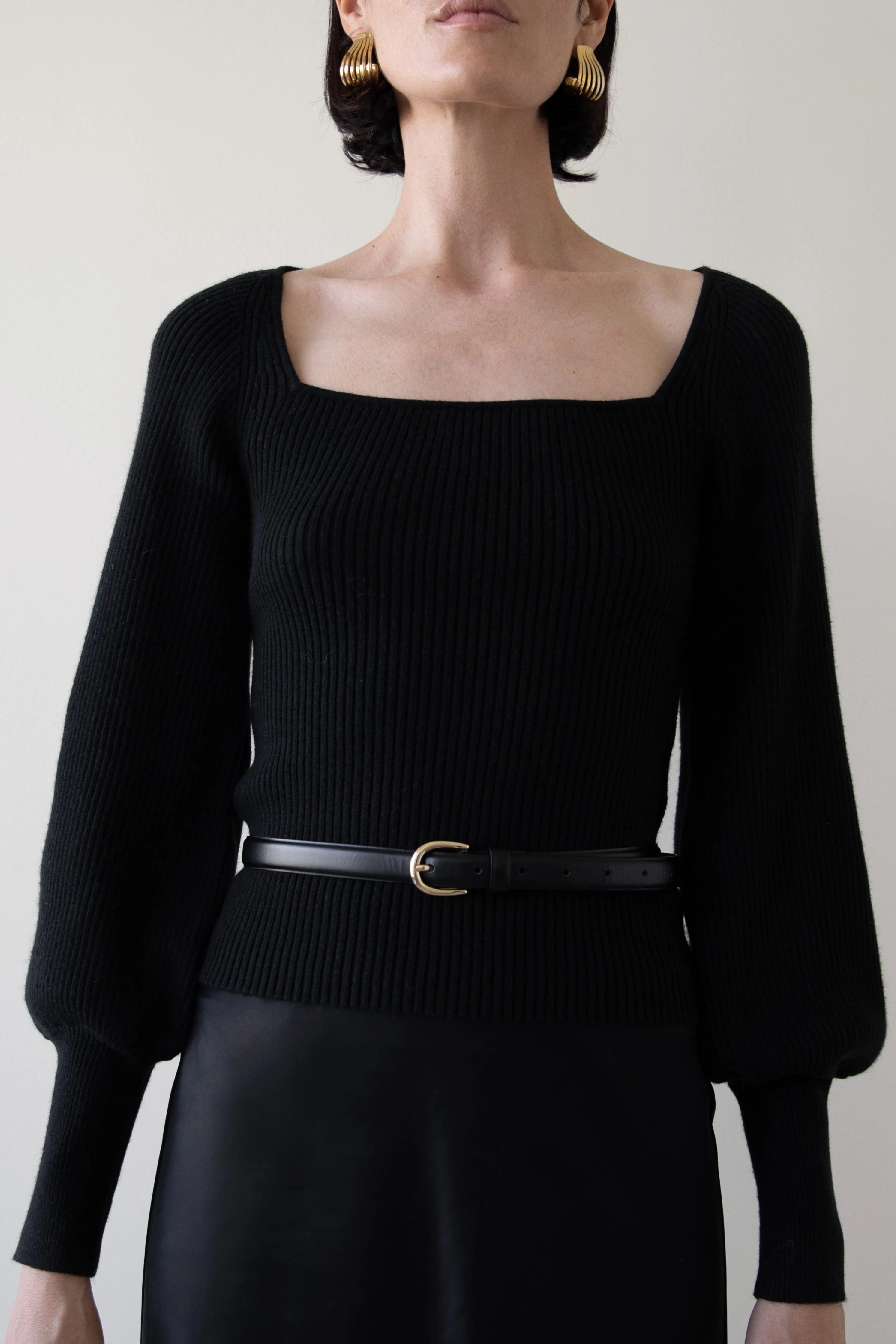 SQUARE NECK SWEATER