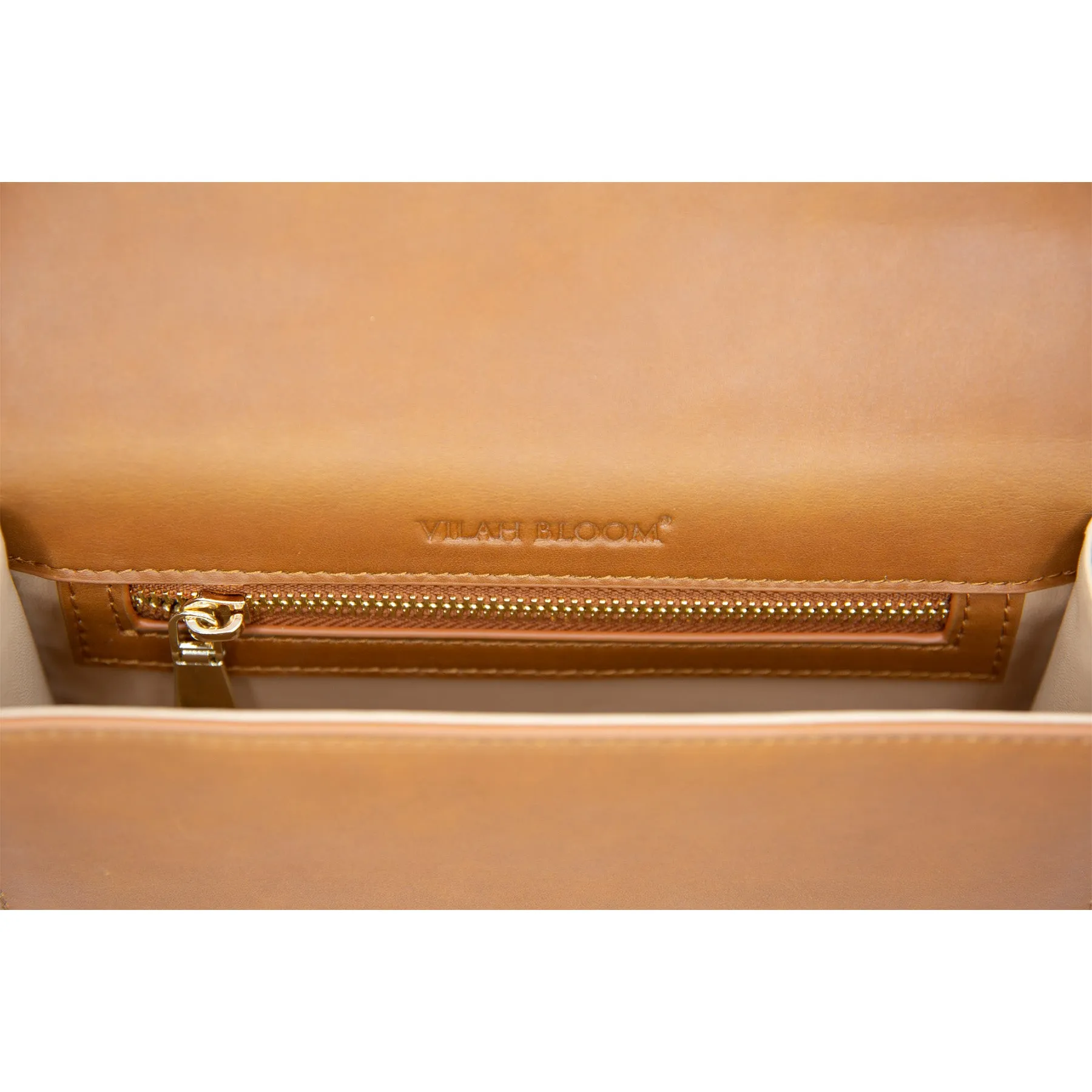 TOP HANDLE CROSSBODY- Cognac