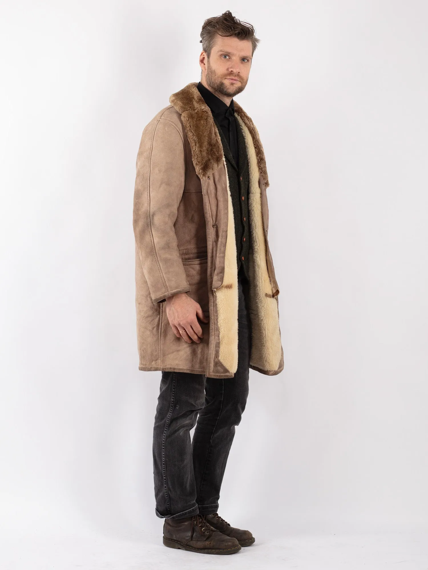 Vintage 70's Men Sheepskin Coat in Beige