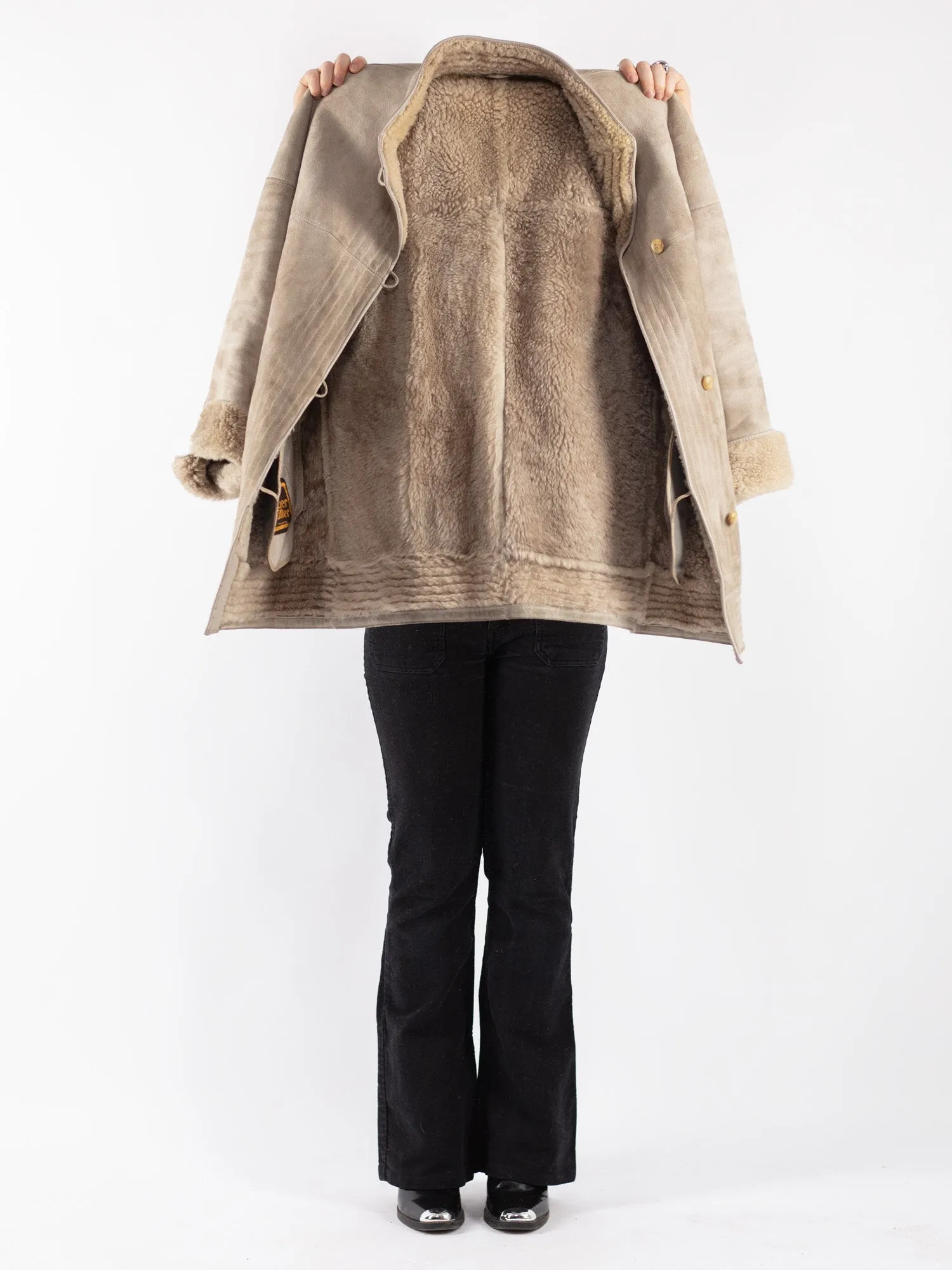 Vintage 70's Women Sheepskin Coat in Beige