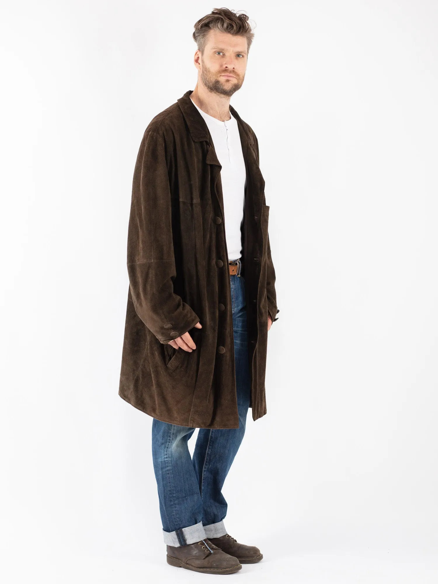 Vintage 90's Men Oversized Suede Coat in Brown