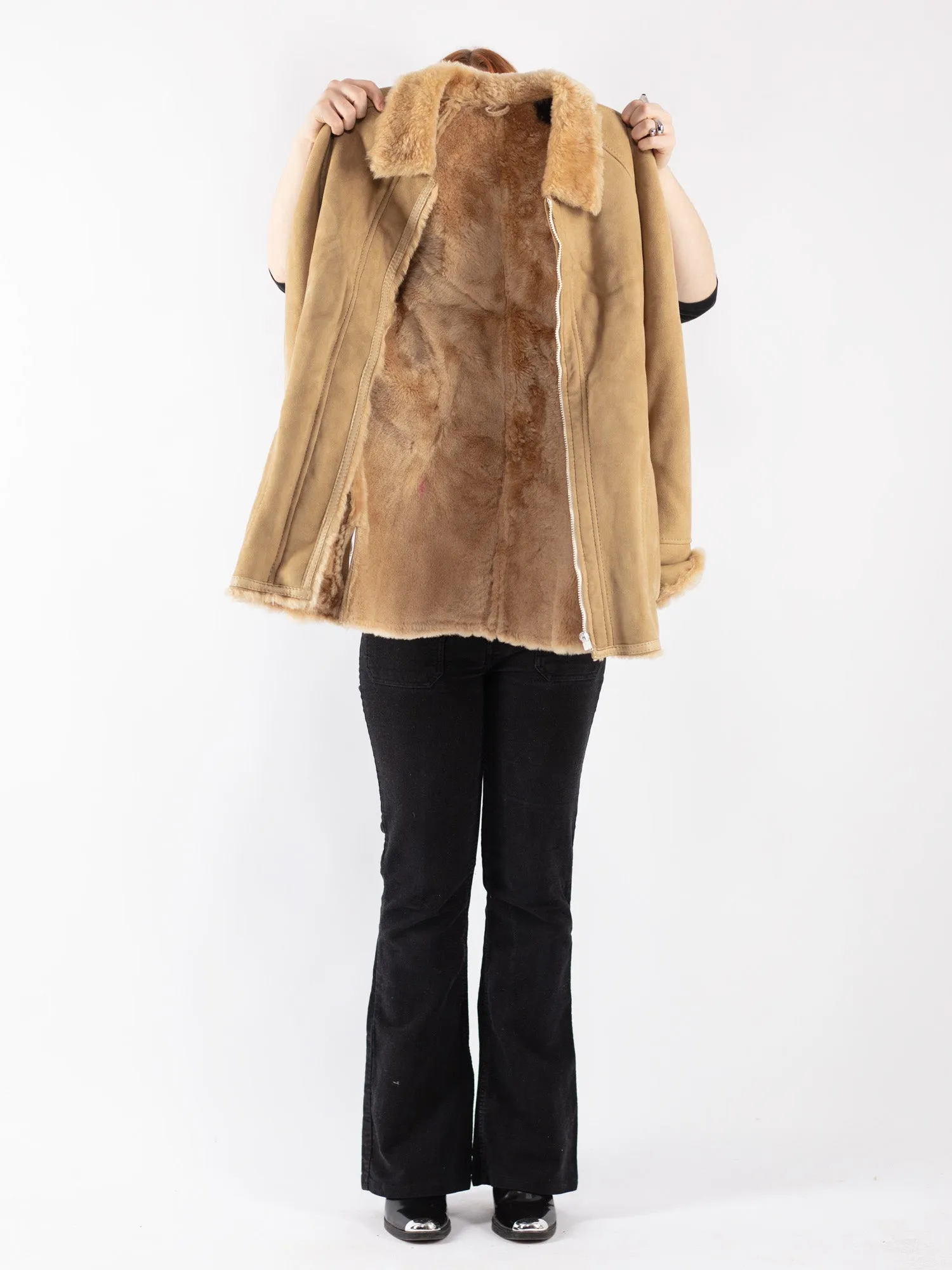 Vintage 90's Women Sheepskin Coat in Beige