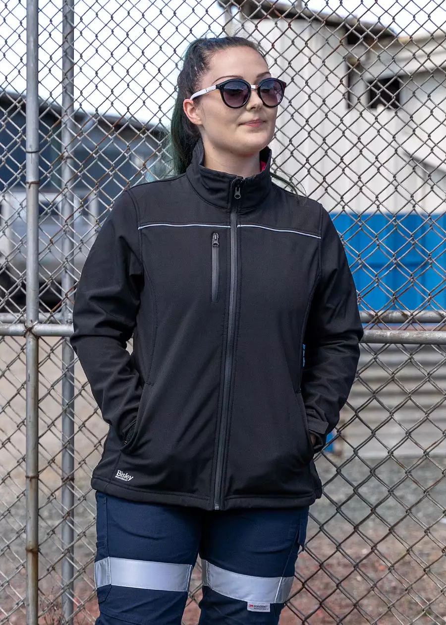 Women's soft shell jacket