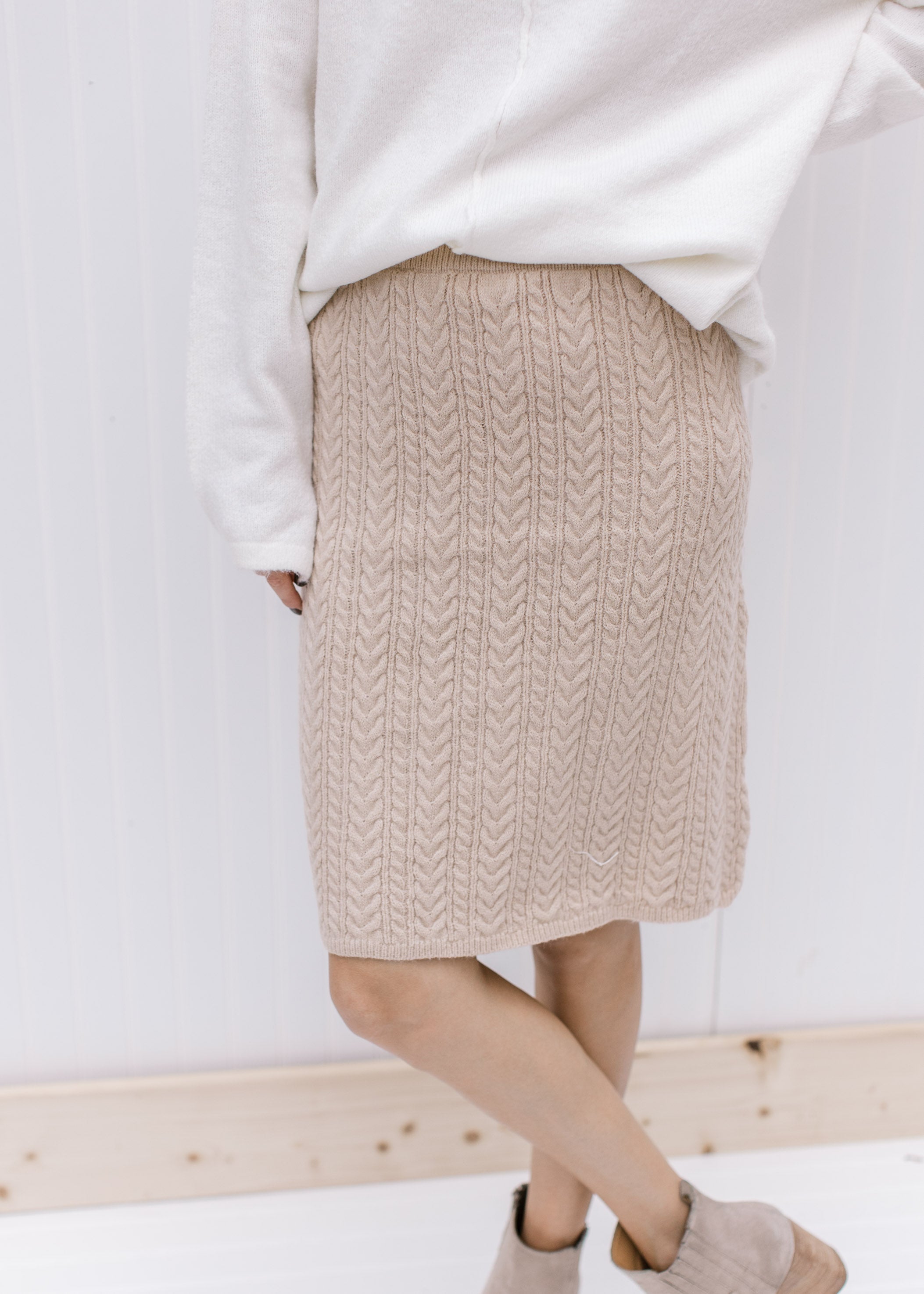 X Creamy Classics Skirt